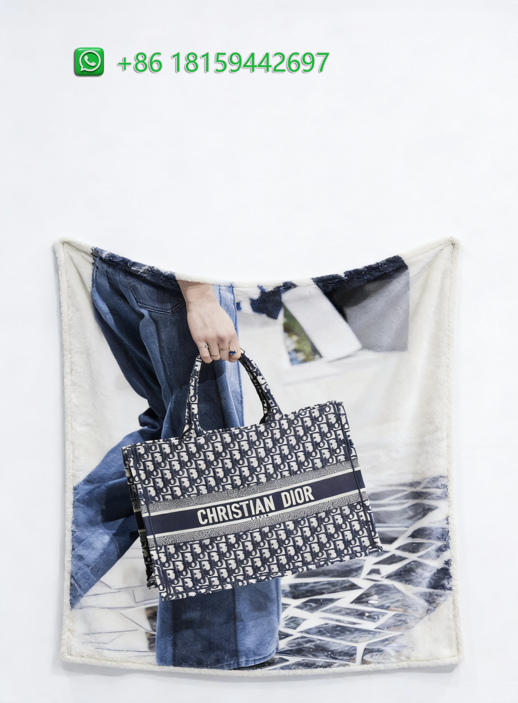 Dior Throw Blankets